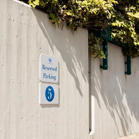 Terme - Posto Auto Privato 3* Grado